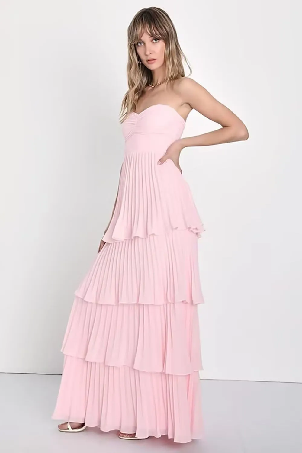 Strapless Prom Dresses for Women 2025 Tiered Bridesmaids Dresses Chiffon Ruffle Sweetheart Formal Party Gown