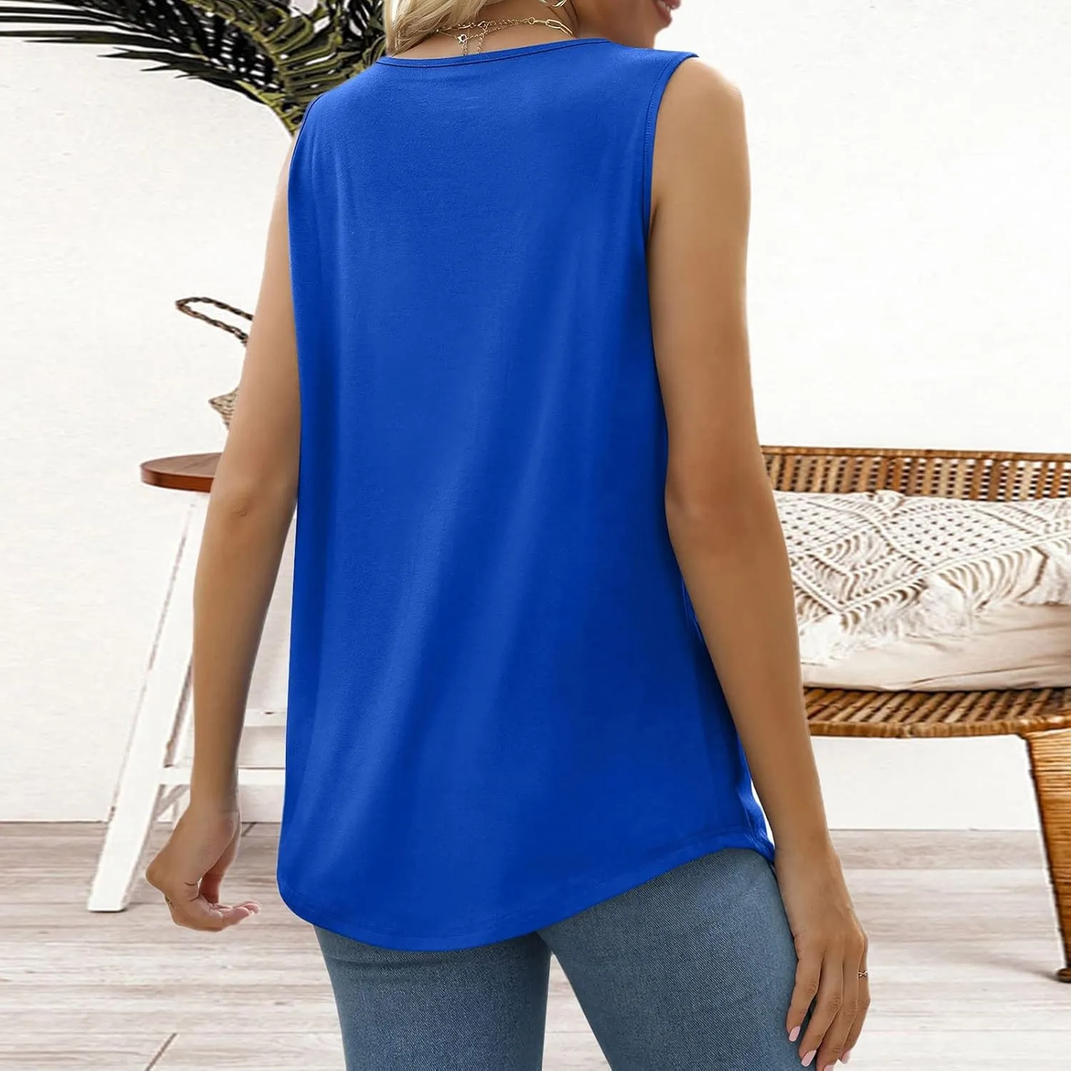 Womens Tank Tops Loose Fit Summer Tank Tops for Women Loose Fit Pleated Square Neck Sleeveless Tops Curved Hem